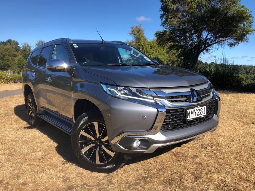 2019 Mitsubishi Pajero Sport | VRX 2.4D/4WD/8AT | 14137 | 1