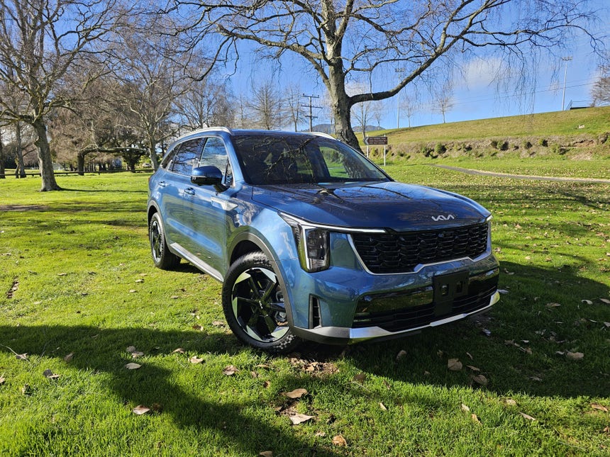 2025 Kia Sorento | DELUXE 2.2DT/4WD/8AM | 27775 | 1