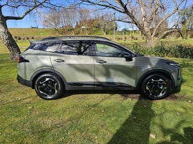 2025 Kia Sportage | X-LINE HEV AWD 1.6P | 28044 | 2