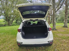 2021 Kia Sportage | LX+ 2.0D/4WD/8AT | 30300 | 5