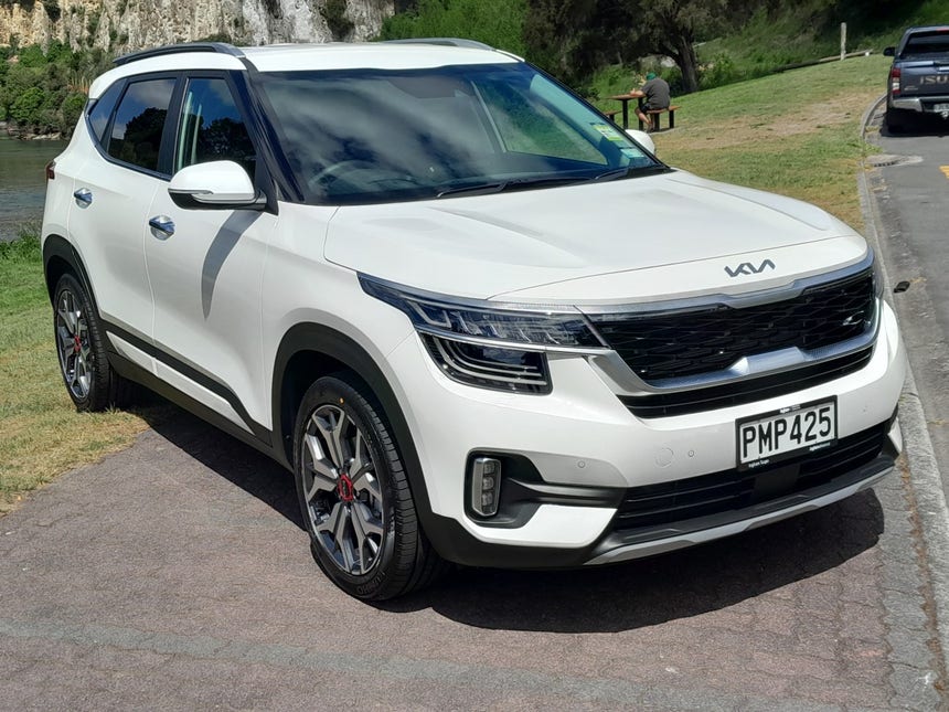 2022 Kia Seltos | LTD 2.0P/IV | 19474 | 1