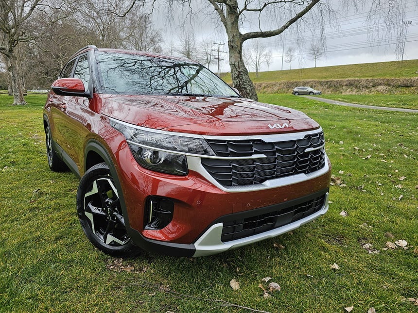 2024 Kia Seltos | LX+ 2.0P/IV | 21700 | 1
