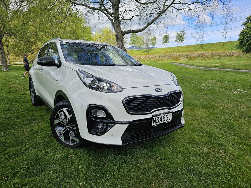 2019 Kia Sportage | LX+ 2.0D/4WD/8AT | 22005 | 1