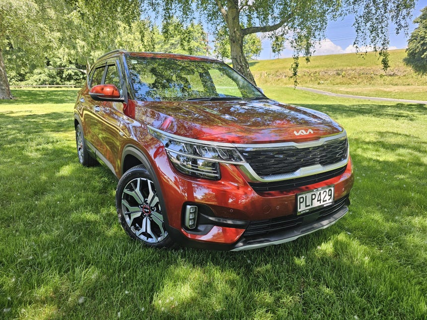 2022 Kia Seltos | LTD 1.6PT/4WD/7AM | 22312 | 1