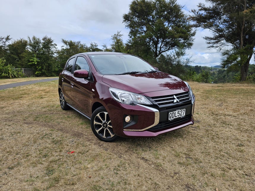 2023 Mitsubishi Mirage | XLS 1.2P/CVT | 22551 | 1