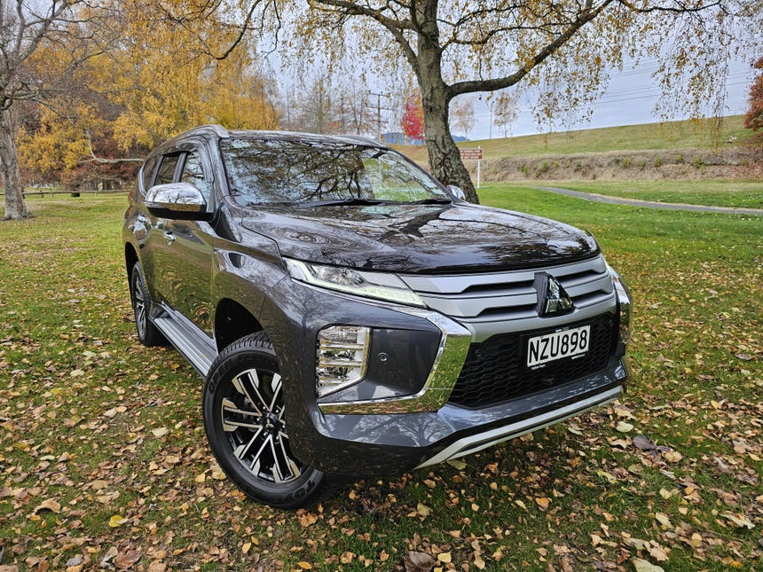 2022 Mitsubishi Pajero Sport | VRX 2.4D/4WD/8AT | 23633 | 1