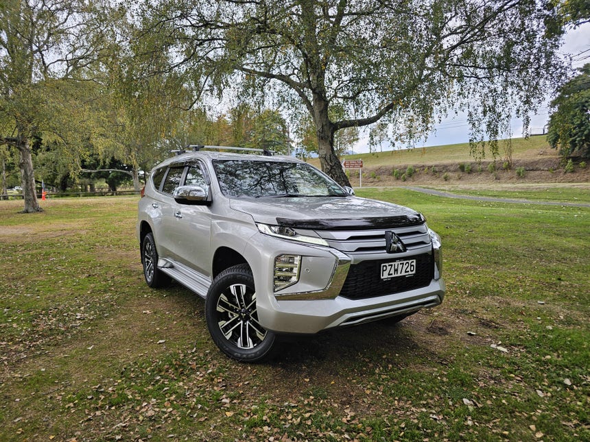 2023 Mitsubishi Pajero Sport | VRX 2.4D/4WD/8AT | 26642 | 1