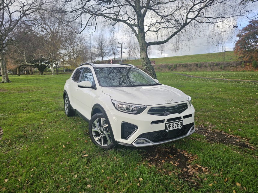 2023 Kia Stonic | LX-T 1.0PT/7AM | 27231 | 1