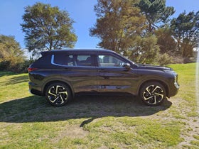 2022 Mitsubishi Outlander | VRX 2.5P/4WD/CVT | 28587 | 2