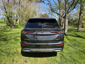 2025 Mitsubishi Outlander | VRX PHEV/4WD/AT | 28866 | 4