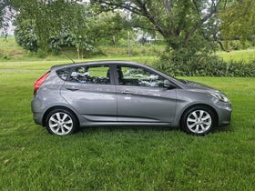 2014 Hyundai Accent | 1.6 5D A4 | 29325 | 2