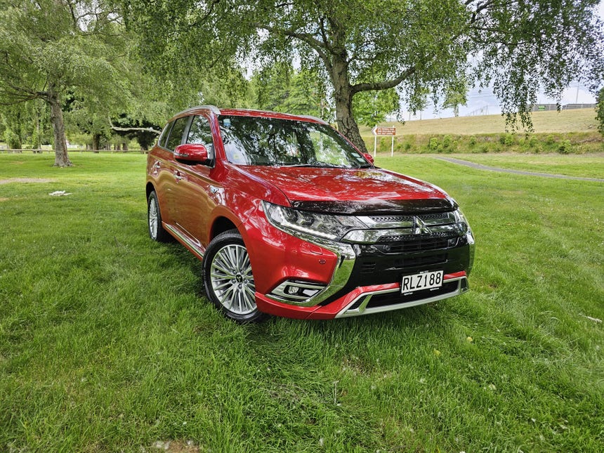 2019 Mitsubishi Outlander | VRX PHEV/4WD/AT | 29434 | 1