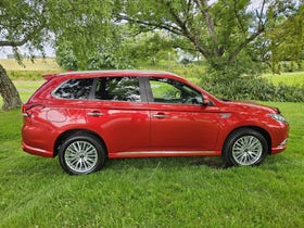 2019 Mitsubishi Outlander | VRX PHEV/4WD/AT | 29434 | 2