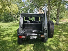 2023 Suzuki Jimny | SIERRA 1.5P/4WD/4AT | 29557 | 5