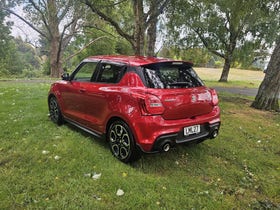 2018 Suzuki Swift | SPORT 1.4PT/6MT | 29700 | 6