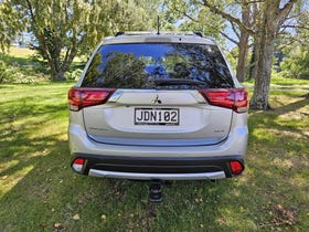 2015 Mitsubishi Outlander | XLS 2.4P/4WD/CVT/SW | 30148 | 4