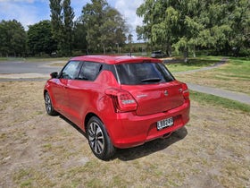 2017 Suzuki Swift | RS 1.0PT/6AT | 30265 | 6