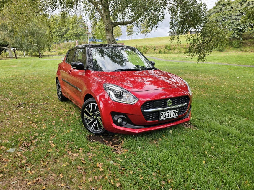 2022 Suzuki Swift | RS 1.0PT/6AT | 30304 | 1