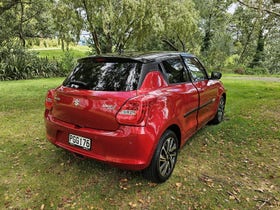 2022 Suzuki Swift | RS 1.0PT/6AT | 30304 | 3