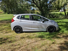2017 Honda Jazz | RS 1.5P/CVT | 30546 | 2
