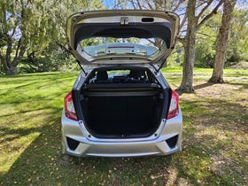 2016 Honda Jazz | RS 1.5P/CVT/HA/5DR/5 | 30685 | 5