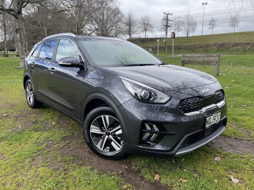2021 Kia NIRO | LX+ 1.6PH/6AM | 15726 | 1