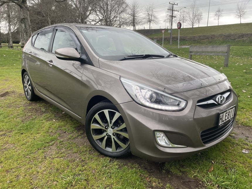 2014 Hyundai Accent | ELITE 1.6P6A/HA5D5S | 15738 | 1