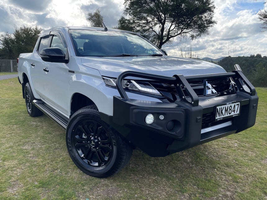 2021 Mitsubishi Triton | DC GLSB 4WD 6AT 2.4D | 15794 | 1