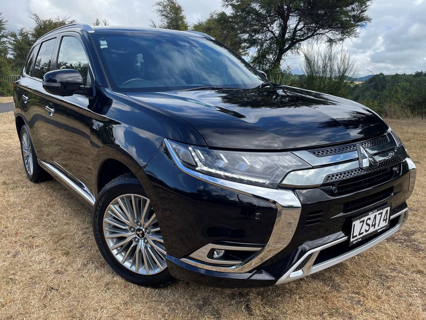 2019 Mitsubishi Outlander | VRX 88KW/PHEV/4WD/AT | 17137 | 1