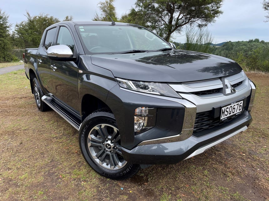 2020 Mitsubishi Triton | DC GLXR 6MT 2.4D/6MT | 17636 | 1