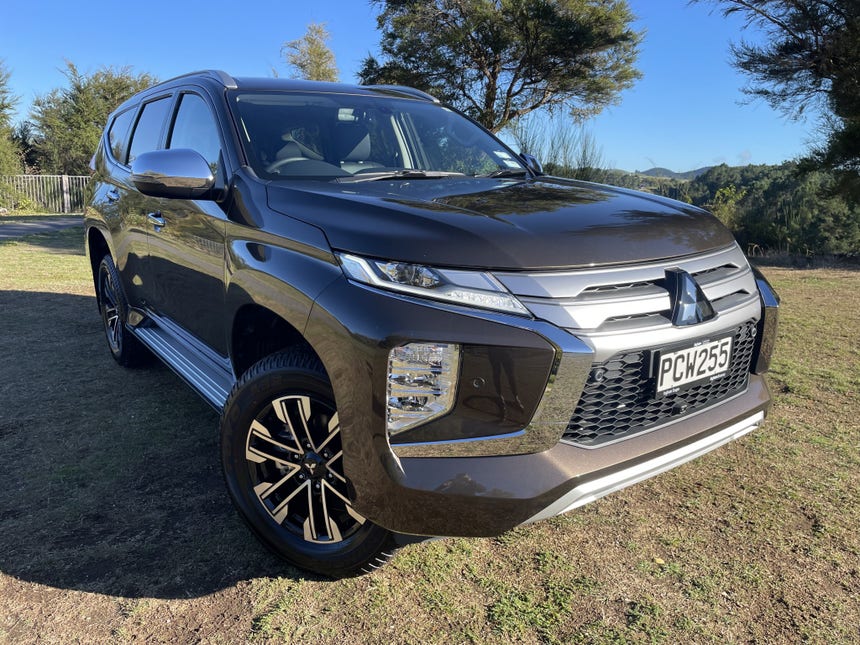 2022 Mitsubishi Pajero Sport | VRX 2.4D/4WD/8AT | 17891 | 1