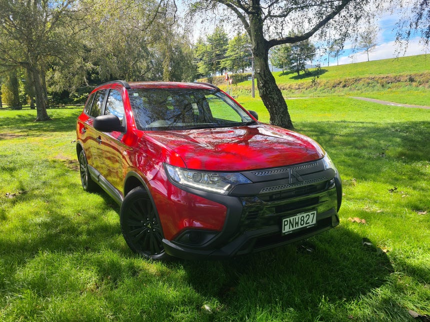 2022 Mitsubishi Outlander | LS 2.4P/CVT | 20085 | 1