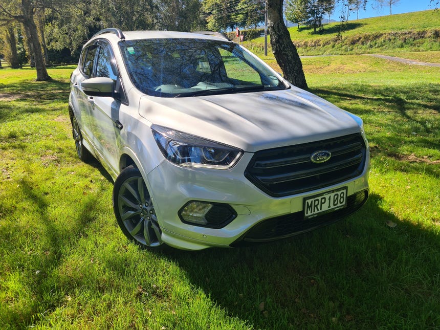 2020 Ford Escape | ST-LINE 2.0P/4WD/6AT | 20255 | 1