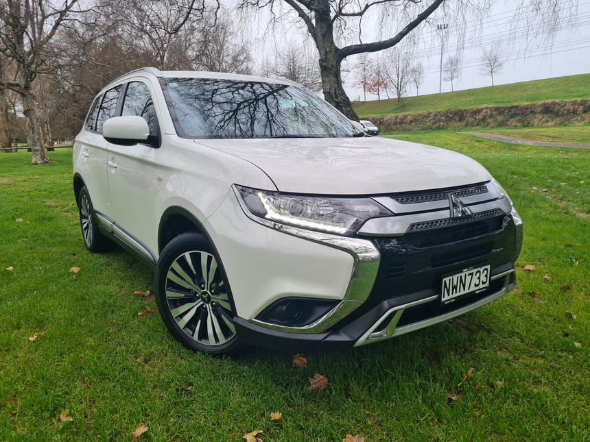2021 Mitsubishi Outlander | LS 2.4P/CVT | 20888 | 1
