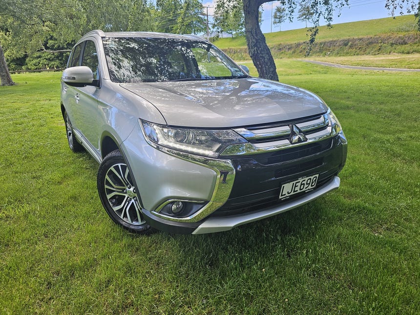 2018 Mitsubishi Outlander | XLS 2.3D/4WD/6AT | 22203 | 1
