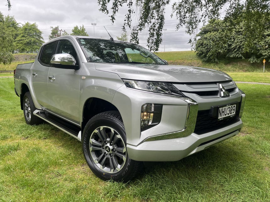 2021 Mitsubishi Triton | DC GLXR 6AT 2.4D/4WD | 22283 | 1