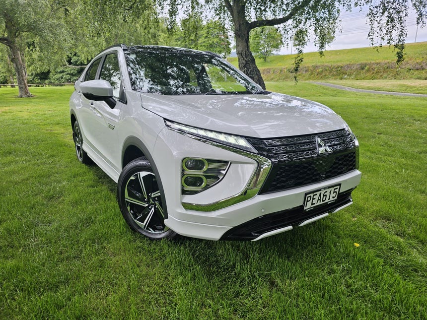 2022 Mitsubishi Eclipse Cross | VRX 94KW/PHEV/4WD/AT | 22287 | 1