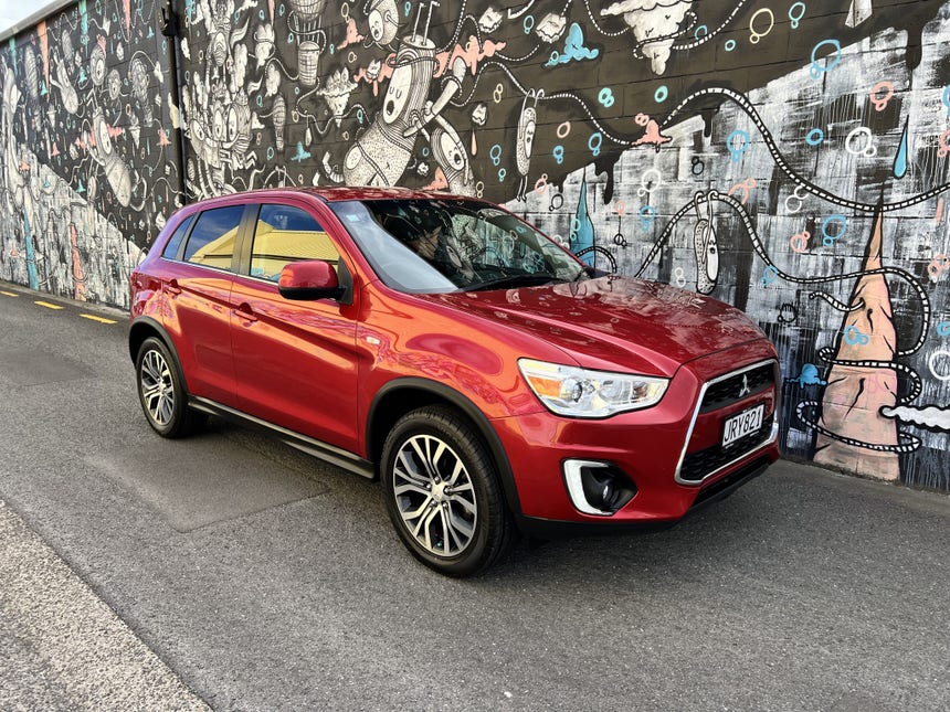 2016 Mitsubishi ASX | XLS 2.0P/CVT/SW/5DR | 24708 | 1