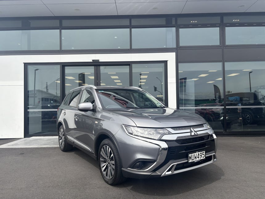 2020 Mitsubishi Outlander | LS 2.4P/CVT | 28915 | 1
