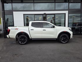 2025 Nissan Navara | PRO-4X 2.3D/4WD/7AT | 29208 | 2