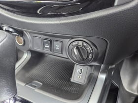 2025 Nissan Navara | SL 2.3D/4WD/7AT | 29673 | 4