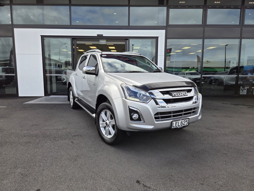 2018 Isuzu D-MAX | LS-T DC 3.0D/6AT | 30120 | 1