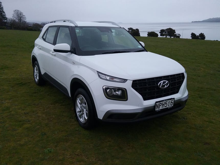 2021 Hyundai Venue | 1.6P/6AT | 15872 | 1