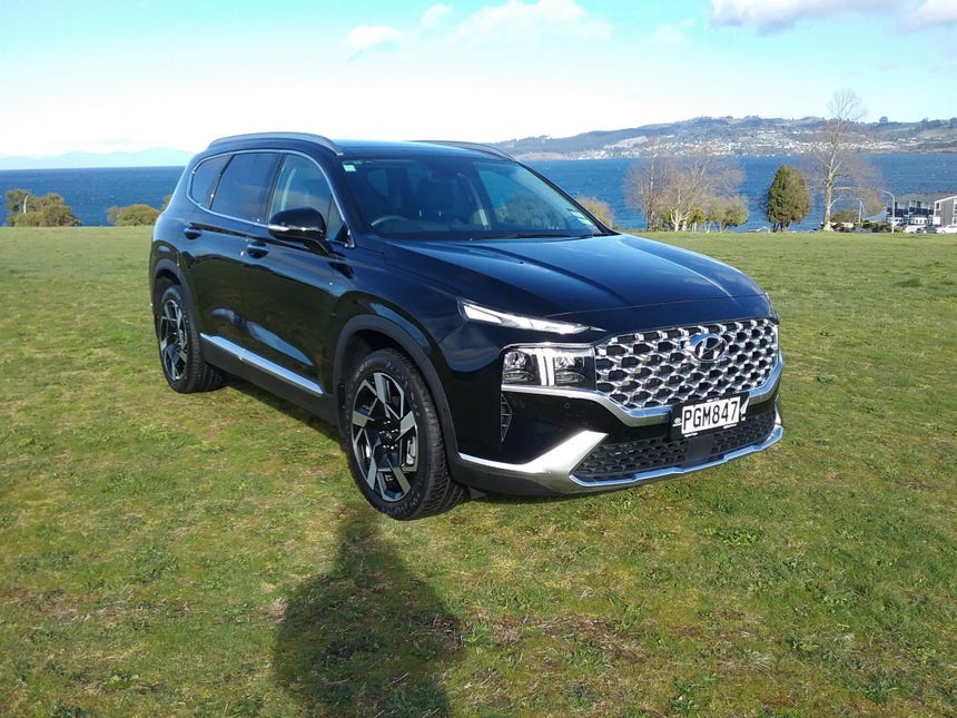 2022 Hyundai Santa Fe | TM LMITED 2.2DT/4WD | 19060 | 1