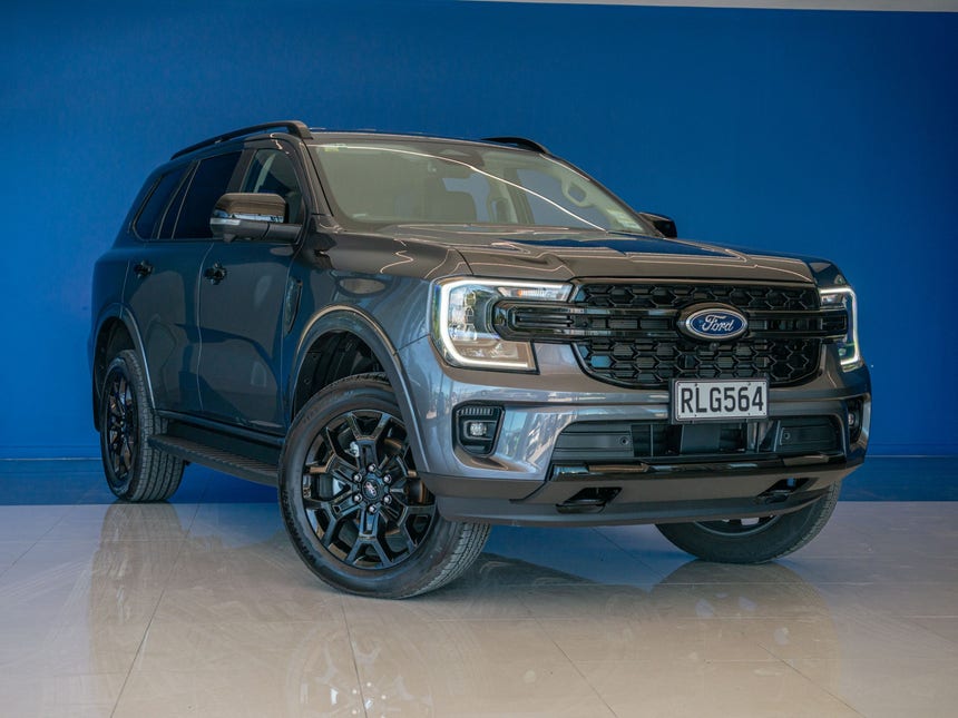 2025 Ford Everest | SPORT 2.0D/4WD/10AT | 30468 | 1