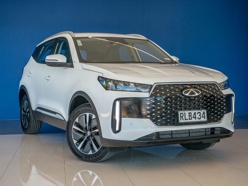 2025 Chery Tiggo 4 | 1.5PHT ULTIMATE | 30476 | 1