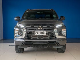 2025 Mitsubishi Pajero Sport | VRXB 2.4D/4WD/8AT | 31206 | 3