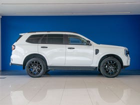 2025 Ford Everest | SPORT 2.0D/4WD/10AT | 30823 | 2