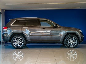 2021 Jeep Grand Cherokee | LIMITED 3.0D/4WD/8AT | 31576 | 2