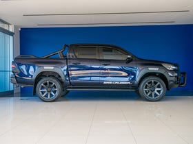 2022 Toyota Hilux | SR5 CRUISER TD DC 2. | 31972 | 2